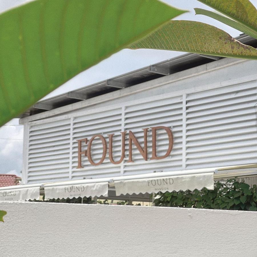 Found Mansion Hotel Pantai Cenang  Buitenkant foto