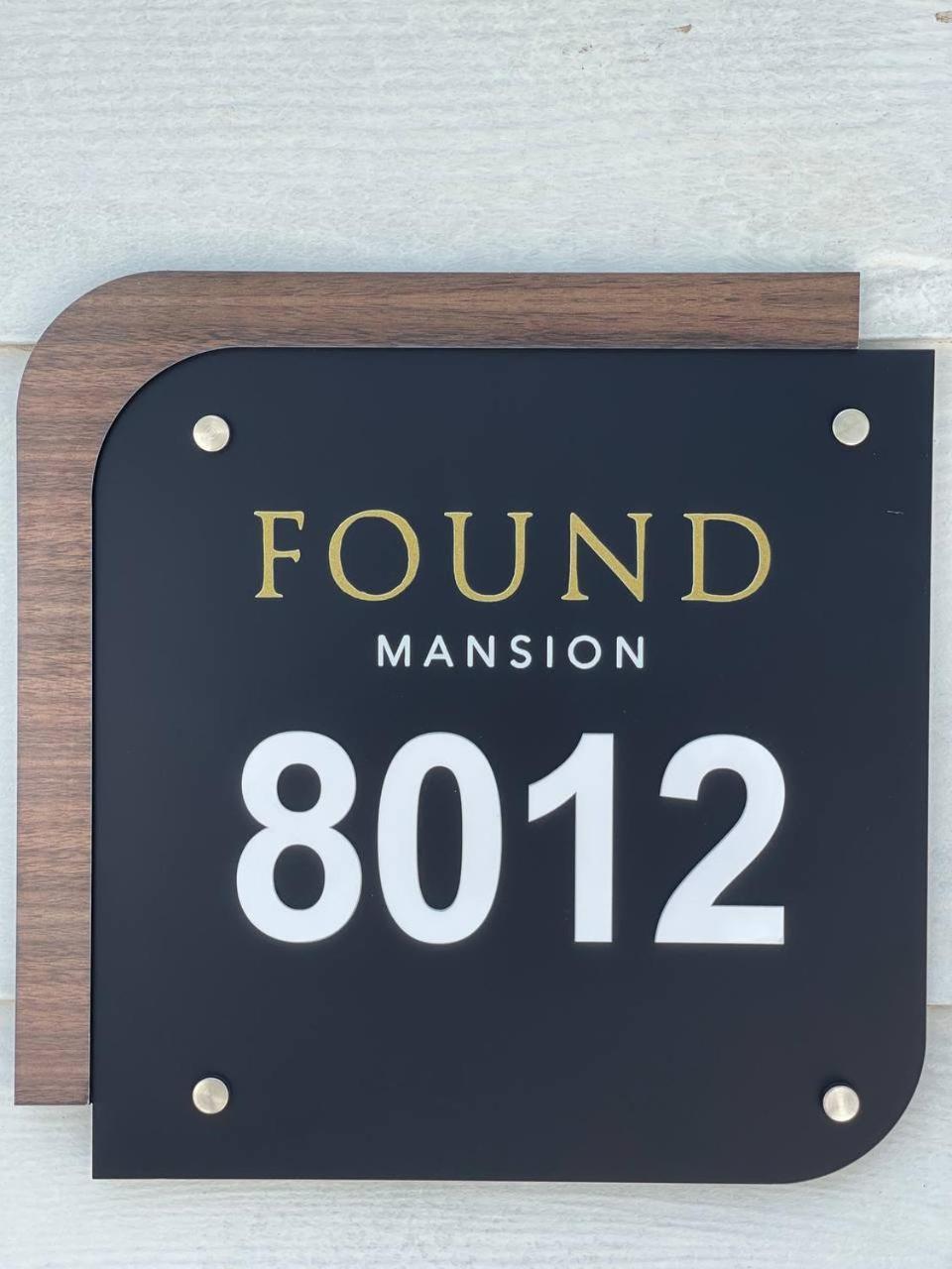 Found Mansion Hotel Pantai Cenang  Buitenkant foto