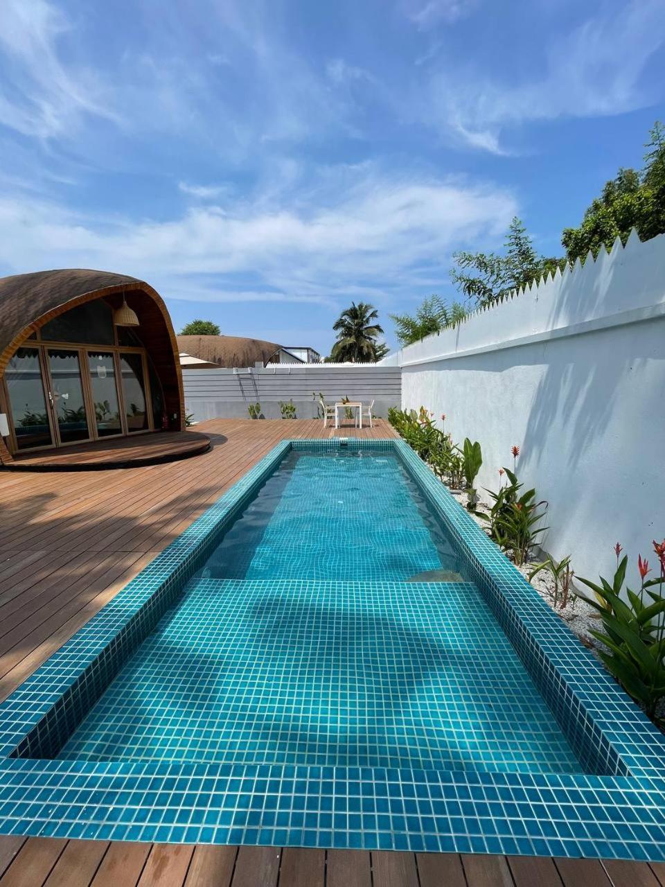 Found Mansion Hotel Pantai Cenang  Buitenkant foto