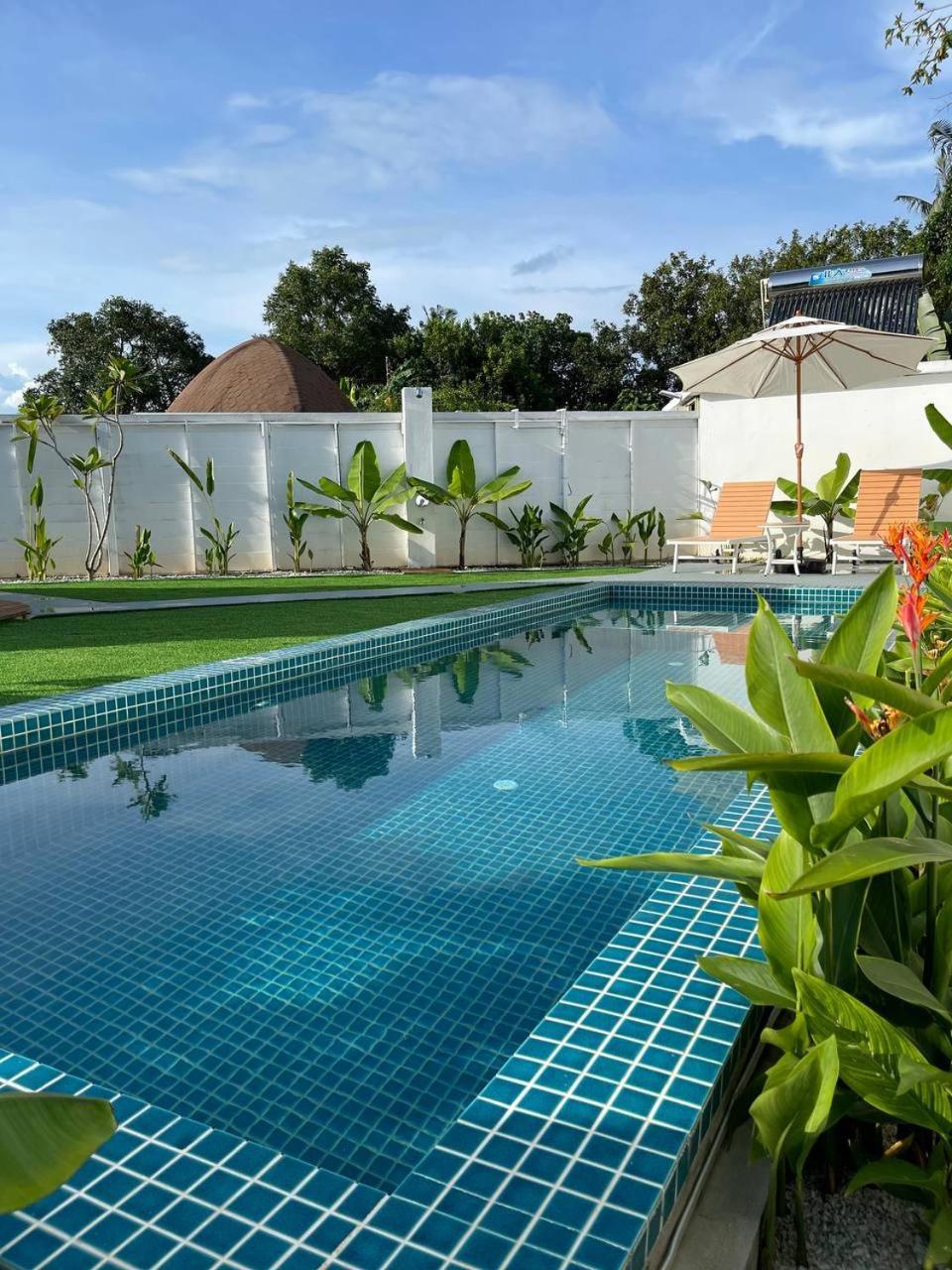 Found Mansion Hotel Pantai Cenang  Buitenkant foto