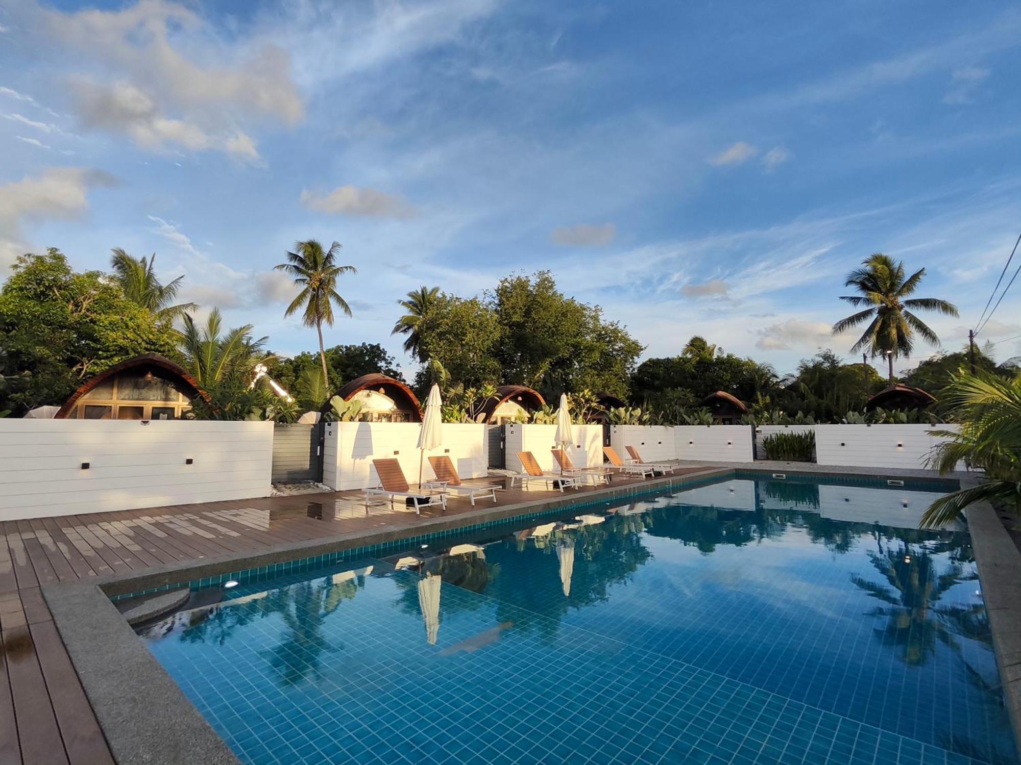 Found Mansion Hotel Pantai Cenang  Buitenkant foto