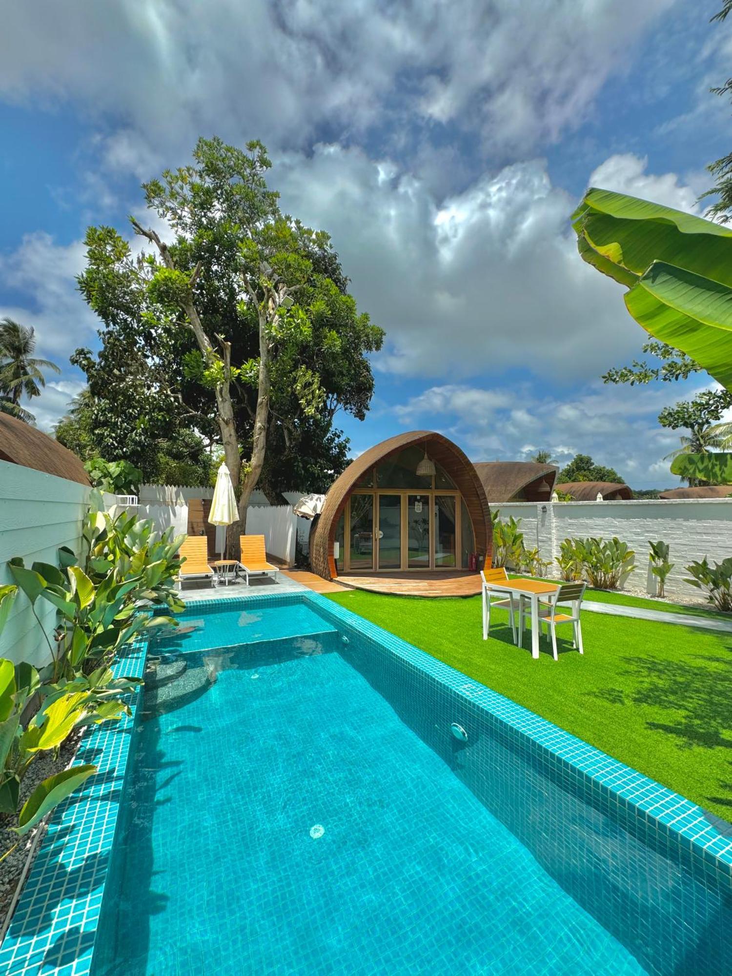 Found Mansion Hotel Pantai Cenang  Buitenkant foto