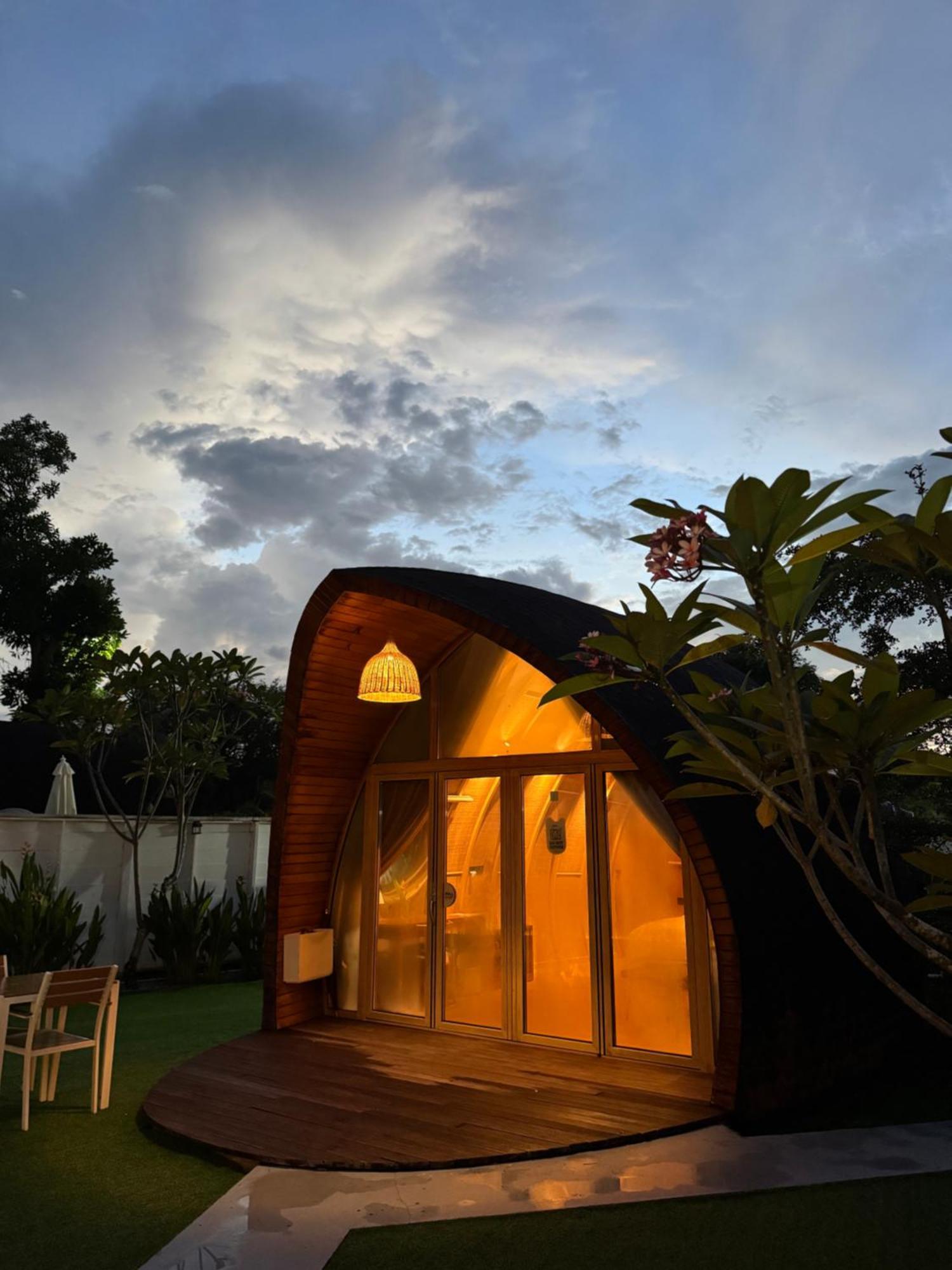 Found Mansion Hotel Pantai Cenang  Buitenkant foto
